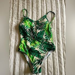 White and green leaf print one piece.